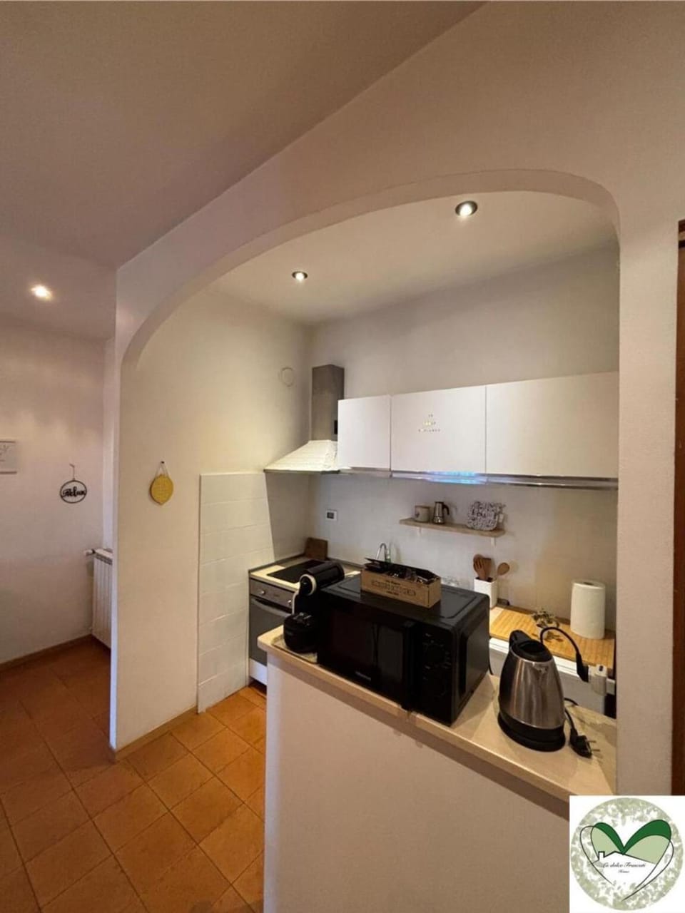microwave, oven, kitchen