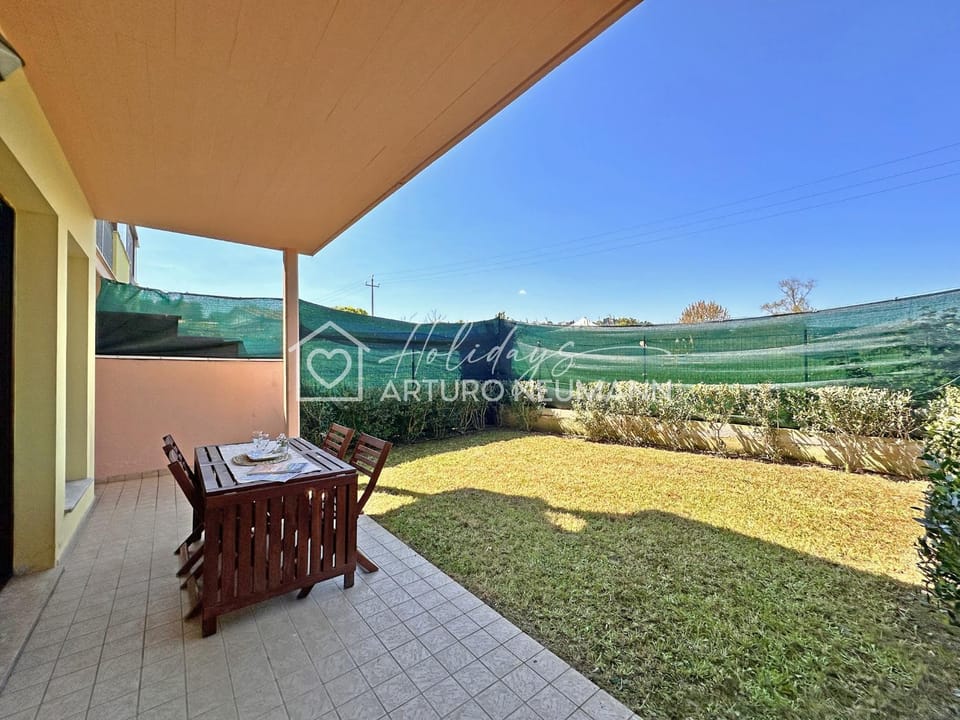 Natural landscape, Garden, Dining area, Garden view