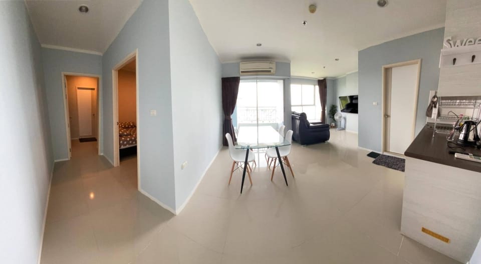 TV and multimedia, Kitchen or kitchenette, Beach, Beach, Sea view, Sea view, minibar, oven, air conditioner