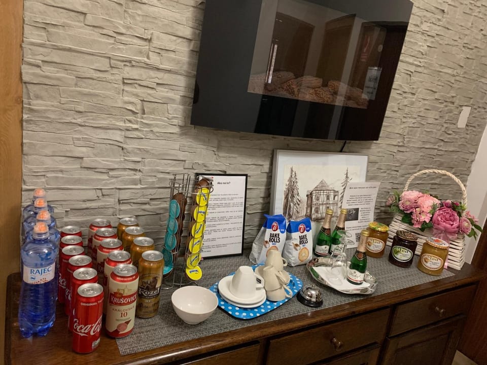 Property building, Food and drinks