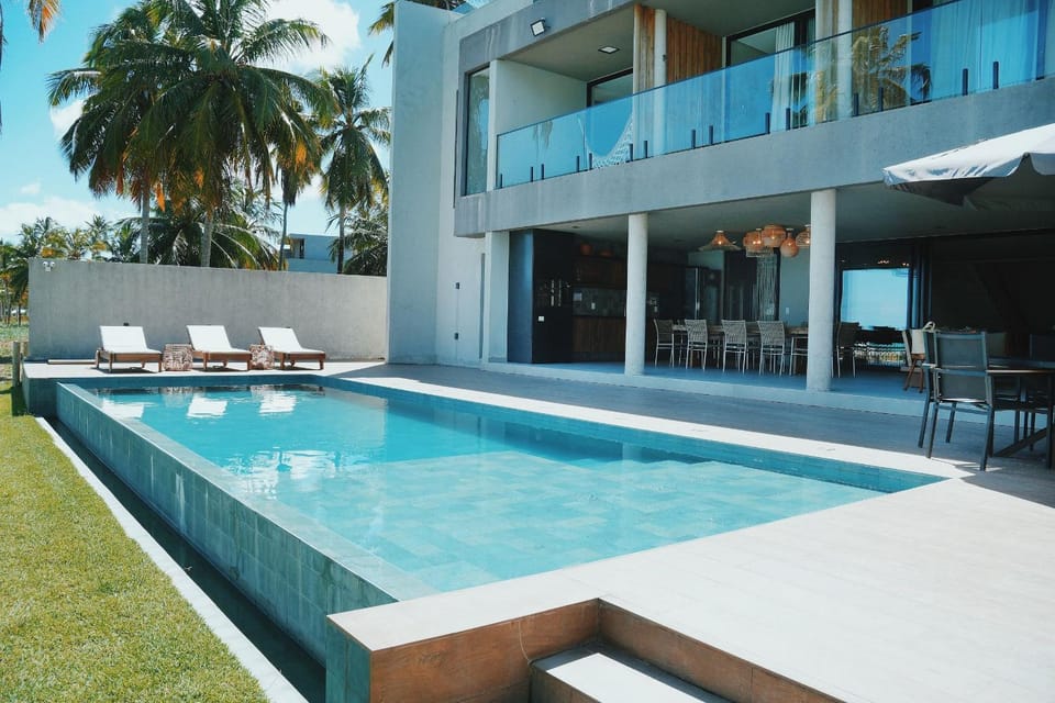 Casa Waua | PÉ NA AREIA, rooftop, borda infinita House in State of Alagoas, Brazil
