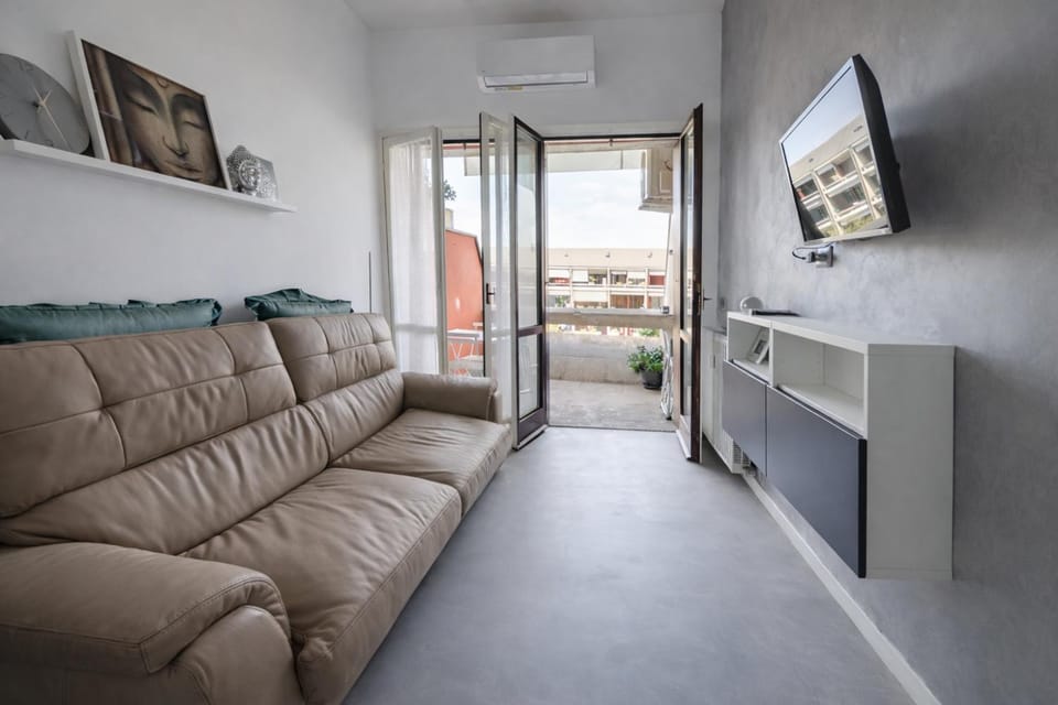Living room, air conditioner