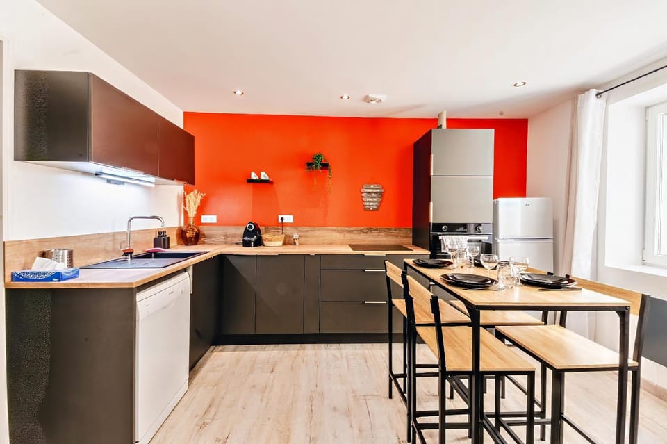 Dining area, dishwasher, oven, kitchen