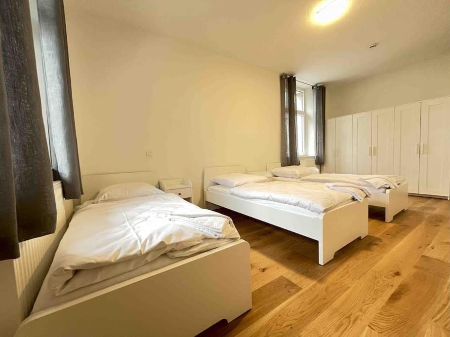 AM1036 - Moderne Monteurwohnung mit Balkon Apartment in Bavaria