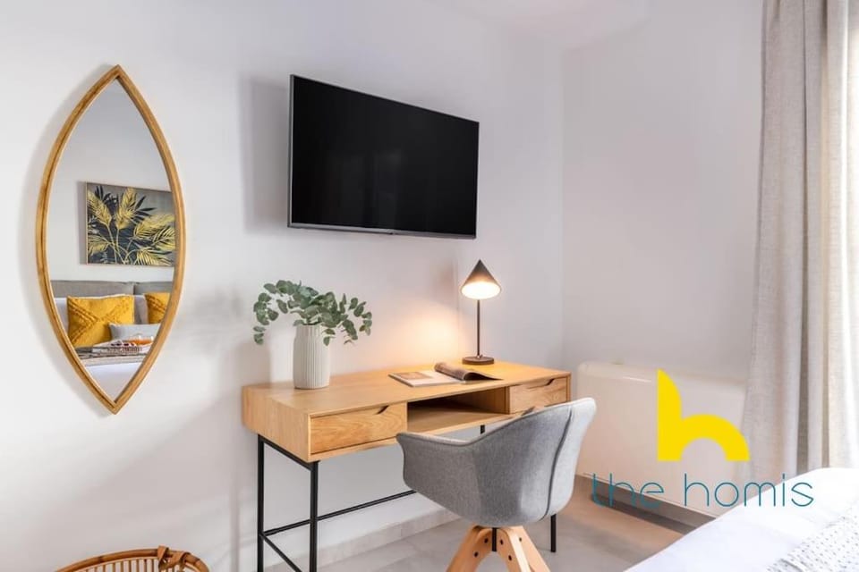 Upscale central APT, Patio near Hospitals & Metro Apartment in Athens