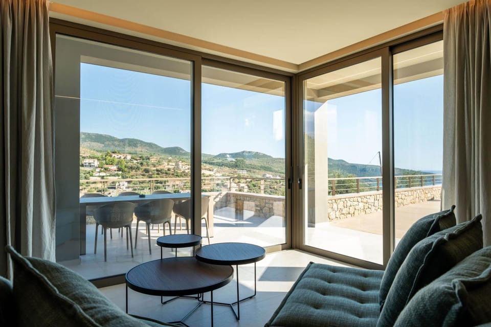 Seating area, Mountain view, Sea view