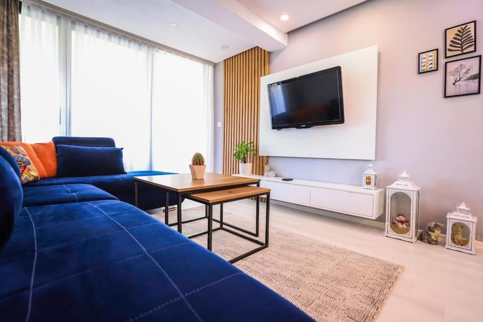Colorful Oasis with Sunny Balcony Apartment in Tirana