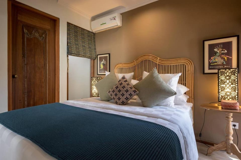 Bed, Bedroom, air conditioner