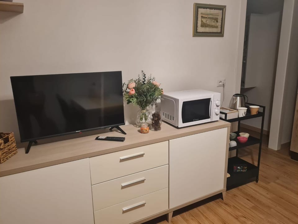 TV and multimedia, Coffee/tea facilities