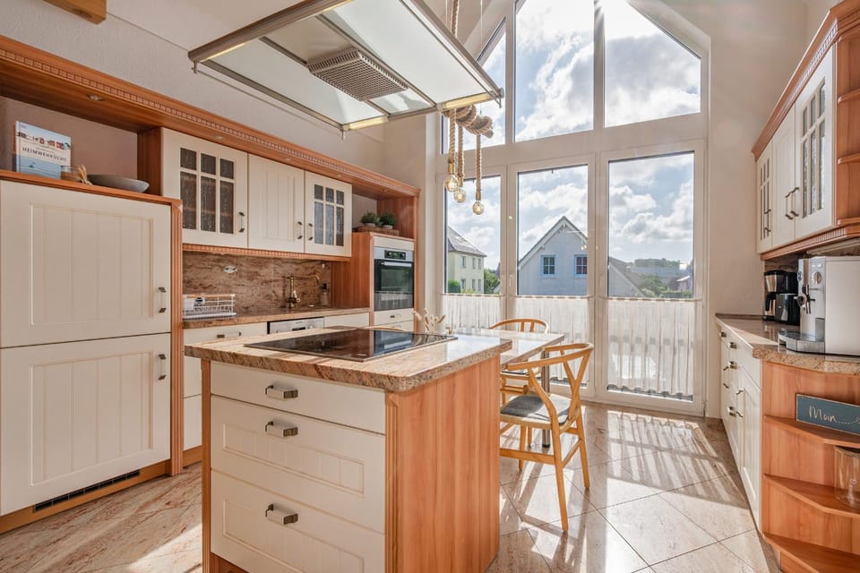 Ferienhaus mit Schwimmbad und Infrarotsauna - Coastal Breeze Usedom House in Heringsdorf