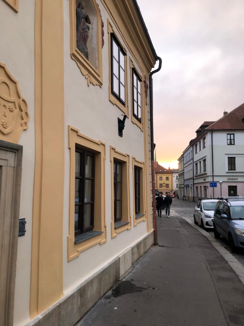 Property building, Location