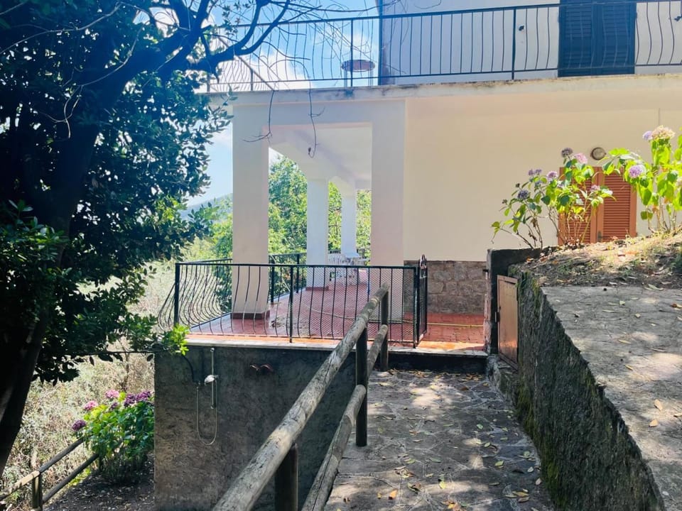 Property building, View (from property/room), Balcony/Terrace, Garden view
