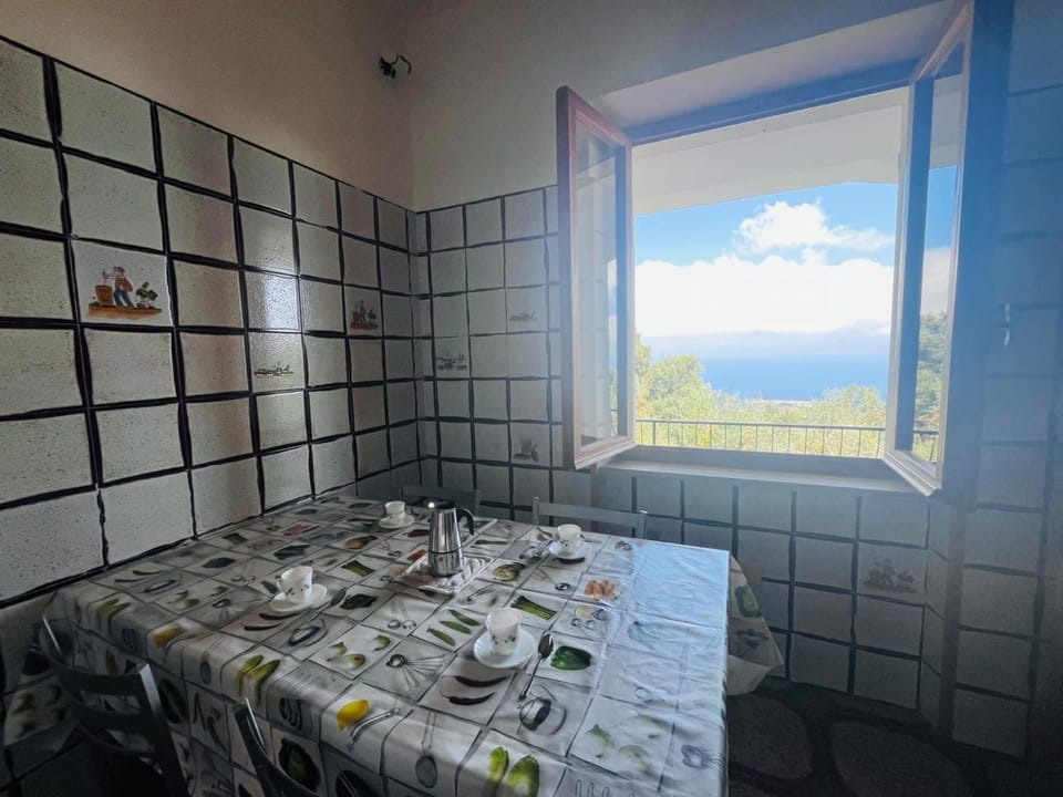 Natural landscape, Dining area