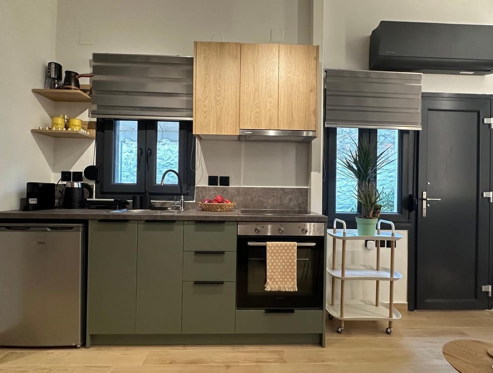Coffee/tea facilities, minibar
