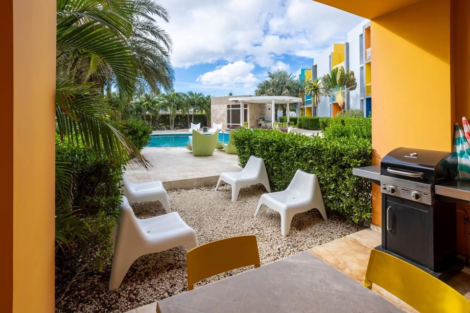 Patio, Natural landscape, BBQ facilities, Garden, Evening entertainment, Garden view, Pool view, sunbed