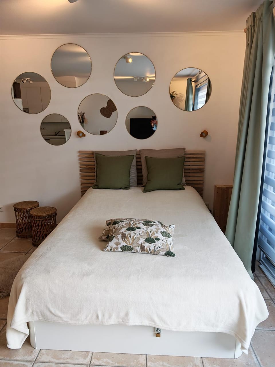 Studio Amor op het gelijkvloers met tuintje nabij strand Apartment in De Haan