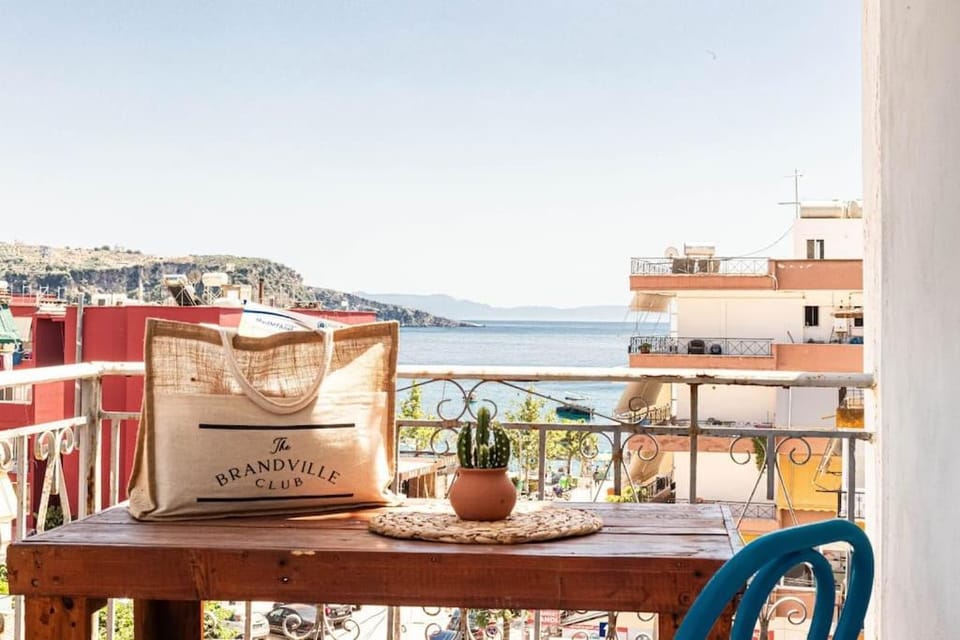 Himara City 34 - Central & Beach Access Apartment in Vlorë County, Albania