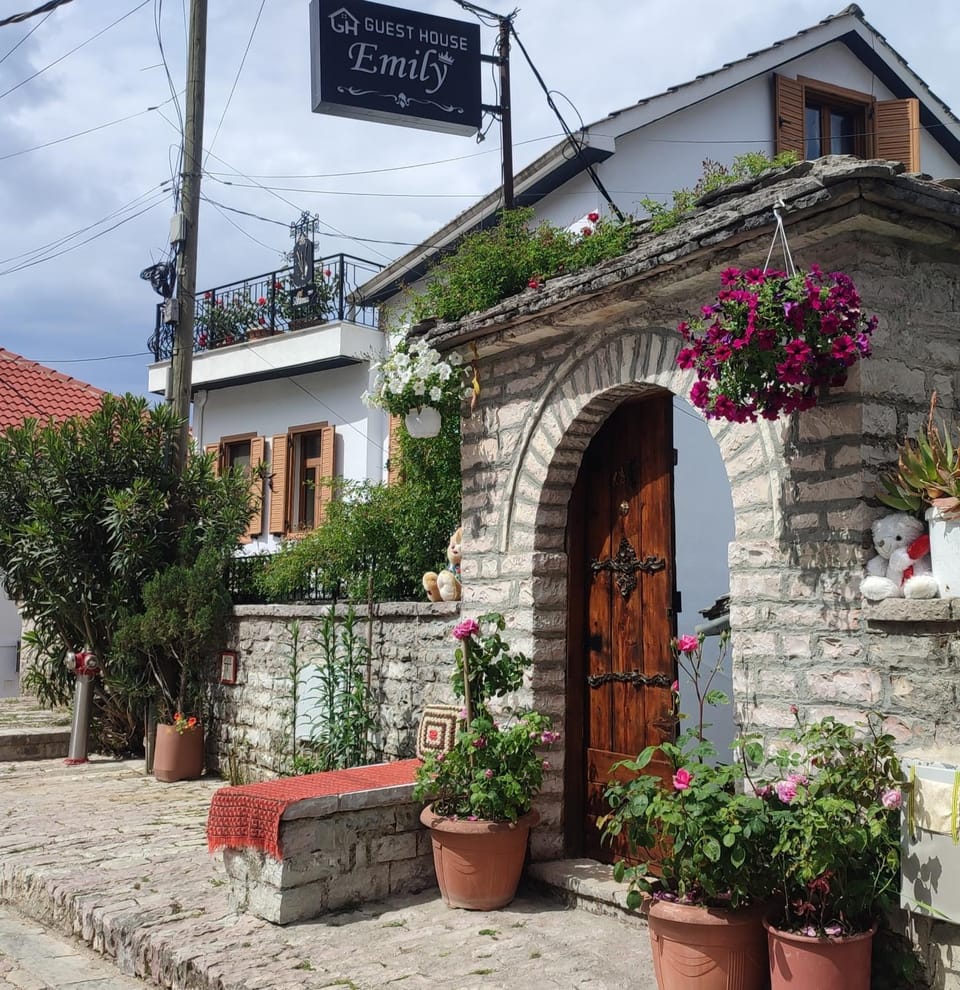 Guest House Emily Bed and Breakfast in Vlorë County, Albania