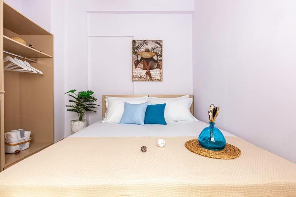 Himara City 35 - Central & Beach Access Apartment in Vlorë County, Albania
