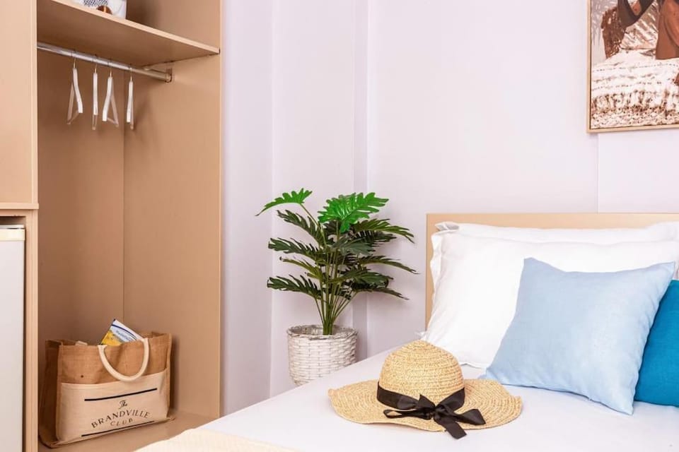 Himara City 35 - Central & Beach Access Apartment in Vlorë County, Albania
