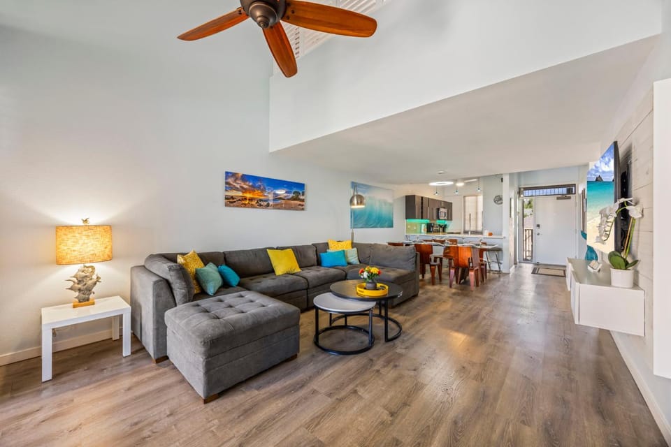 New Bathrooms! Spectacular Penthouse at Oceanview House in Kamaole