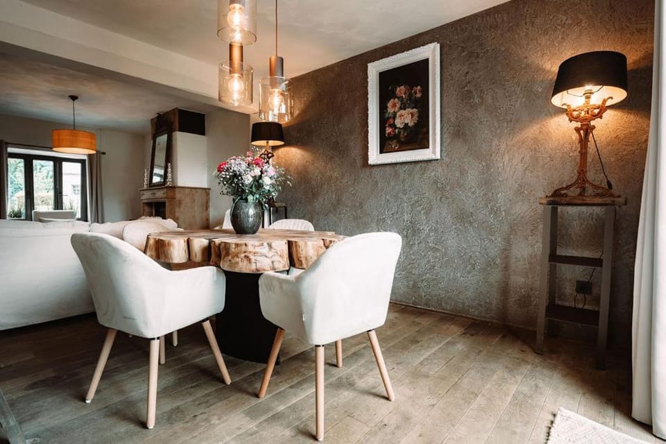 Les Soeurettes House in Wallonia, Belgium