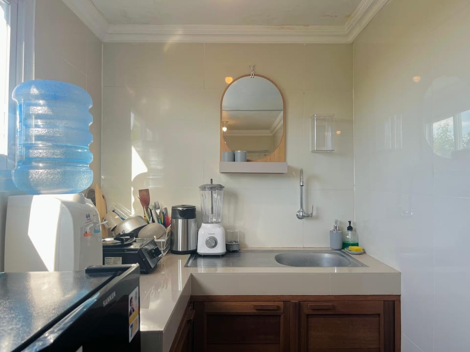 Kitchen or kitchenette, stove
