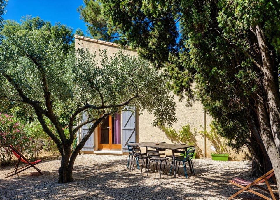 Patio, Facade/entrance, Garden, Meals