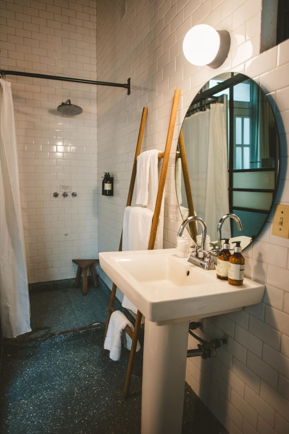 Stylish Colonial Stay in Roma Norte W Rooftop 8BR House in Mexico City