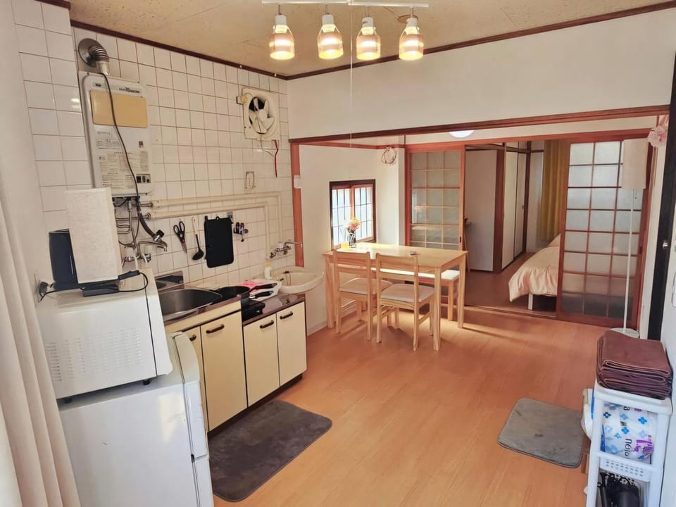 Dining area, pet friendly
