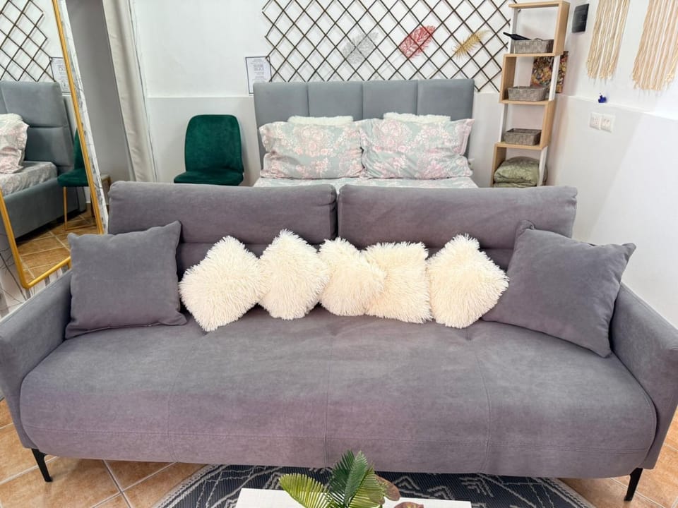 Anina Guesthouse Bed and Breakfast in Tirana County, Albania
