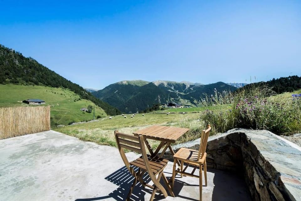 Racó de Montaup, casa rústica en plena naturaleza - HUT 8141 House in Andorra