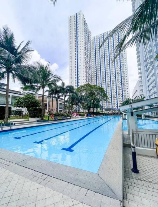 Fresh and Cool 1BR place at Grass Tower2-16th floor Apartment in Quezon City