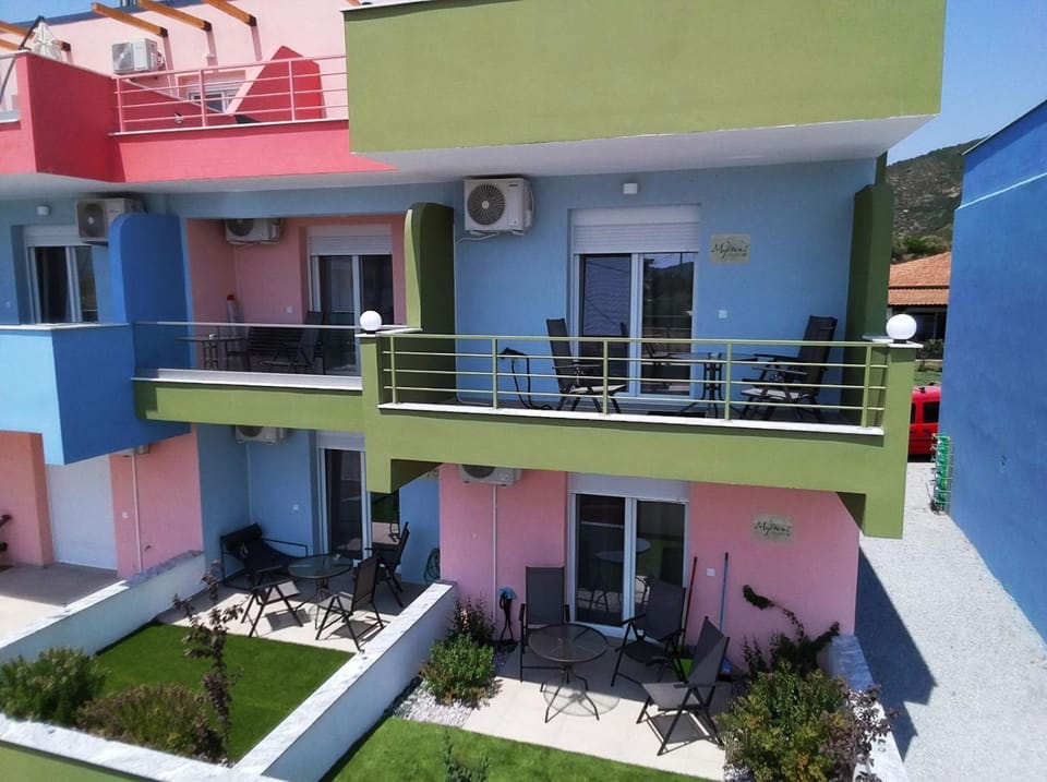 Myrteni studio II House in Nea Peramos