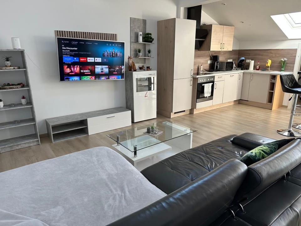 Große FerienWohnung 3 Schlafzimmer Neubau Gästehaus 120m2 Apartment in Saarland, 66, Germany