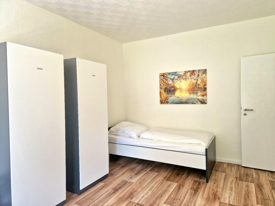Bed, Photo of the whole room, Bedroom, wardrobe