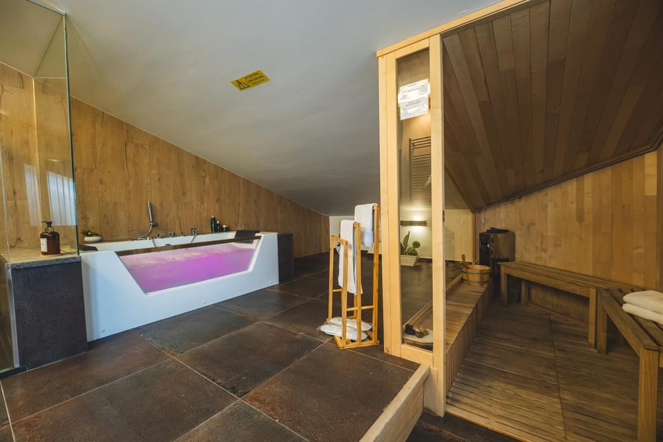 Villa El Secreto, Luxury con piscina, sauna e idromassaggio, 4 camere e 3 bagni, vicina al mare e montagna Villa in Partinico