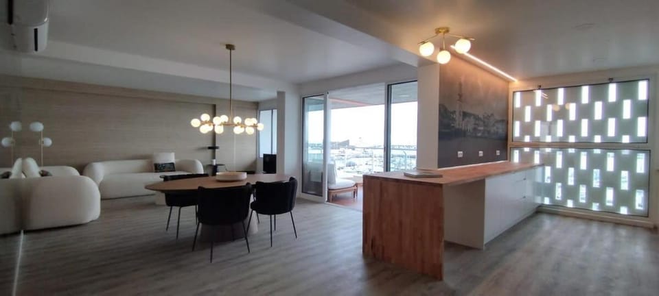 GuestReady - Elegant Marina Apartment Apartment in Ponta Delgada