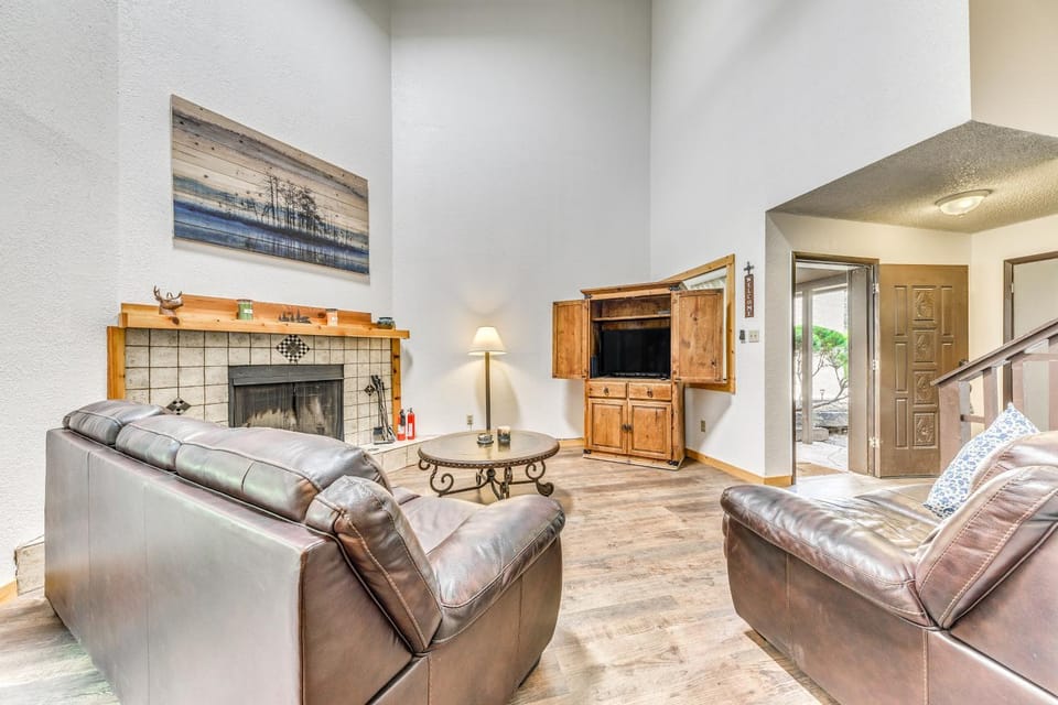 Relaxing Ruidoso Retreat: Walk to Midtown! House in Ruidoso