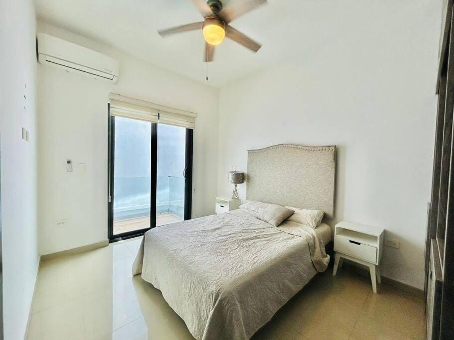 Elegante depa super céntrico en zona dorada 1 Apartment in Mazatlan