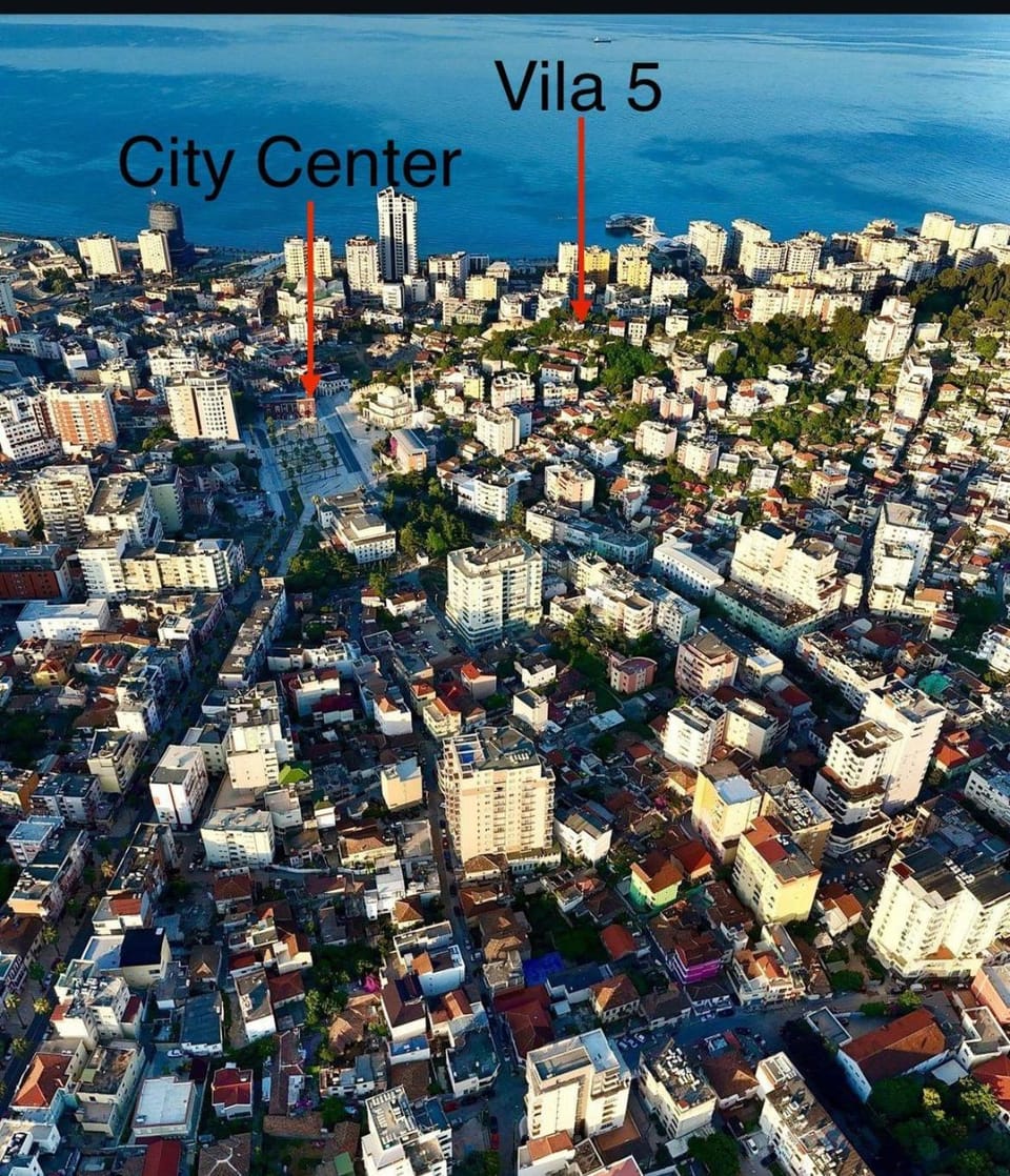 Central Vila 5 House in Tirana County, Albania