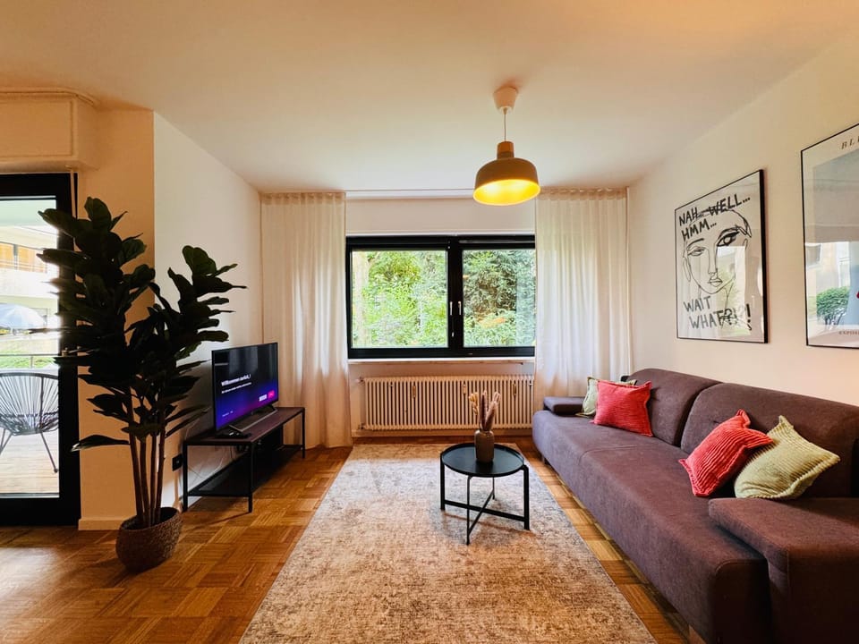 Communal lounge/ TV room, TV and multimedia