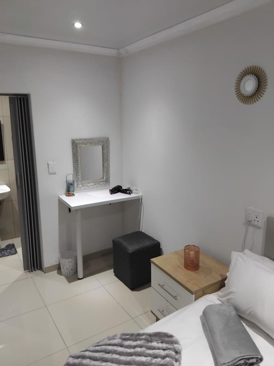 Bedroom, hair dryier