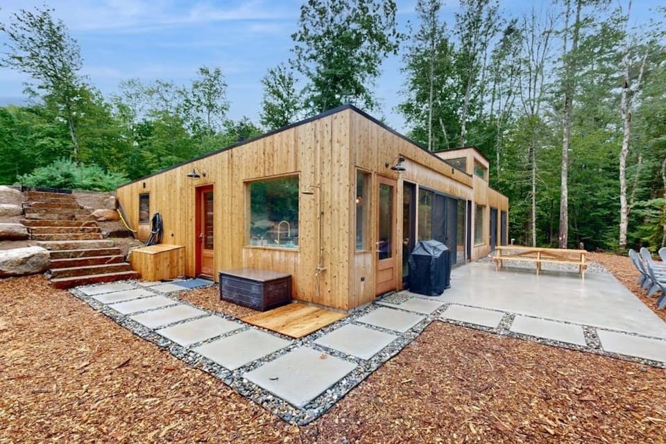 Property building, Day, BBQ facilities, BBQ facilities, Garden