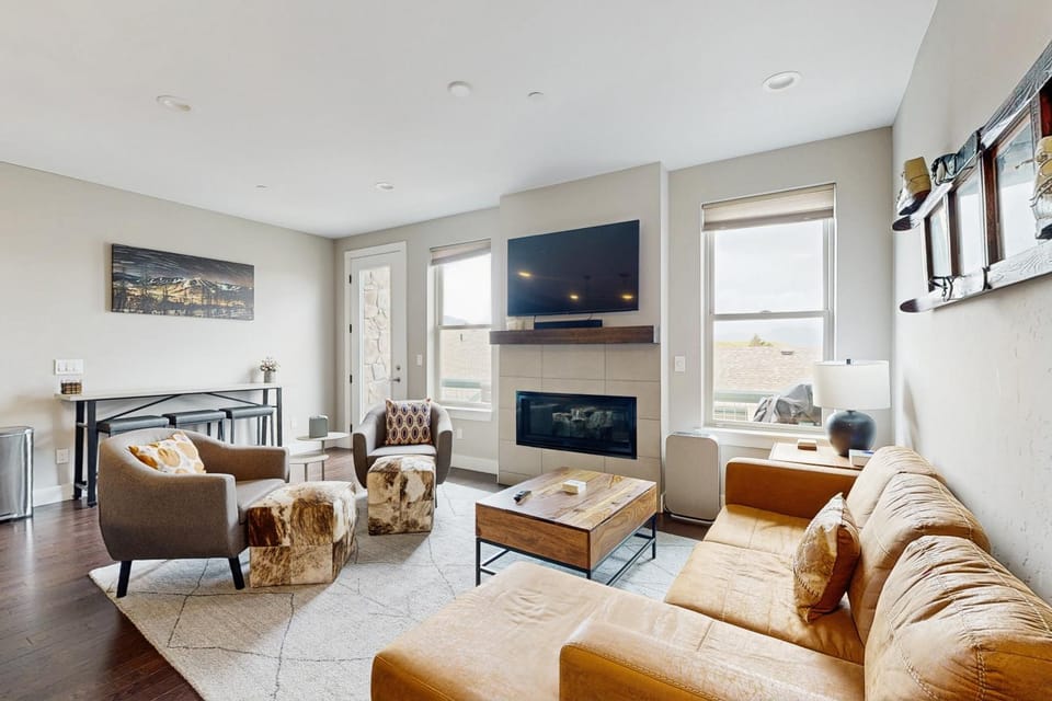 Serene Escape in Fraser House in Fraser