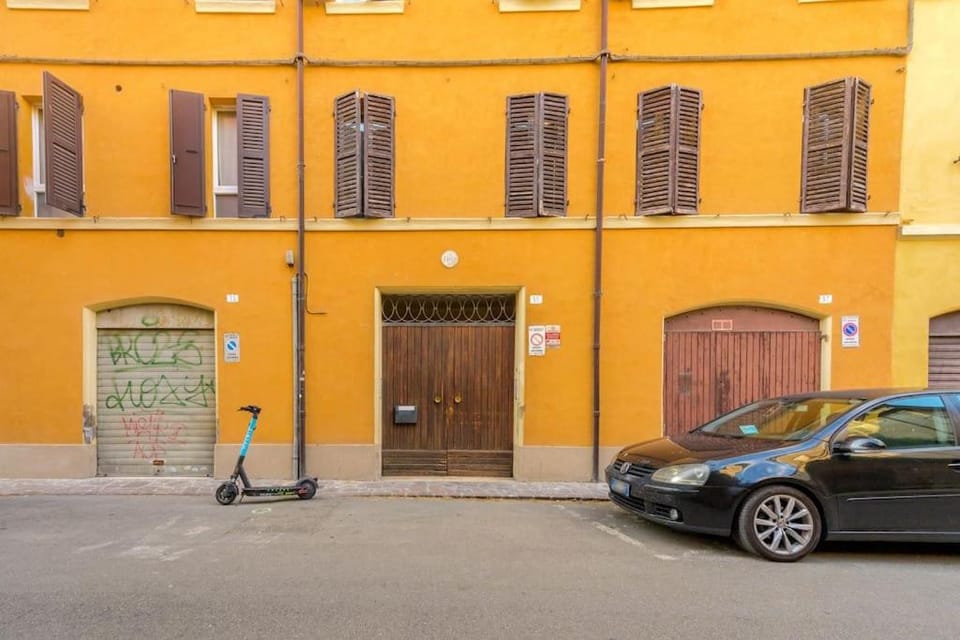 Property building, Facade/entrance, Day, Parking