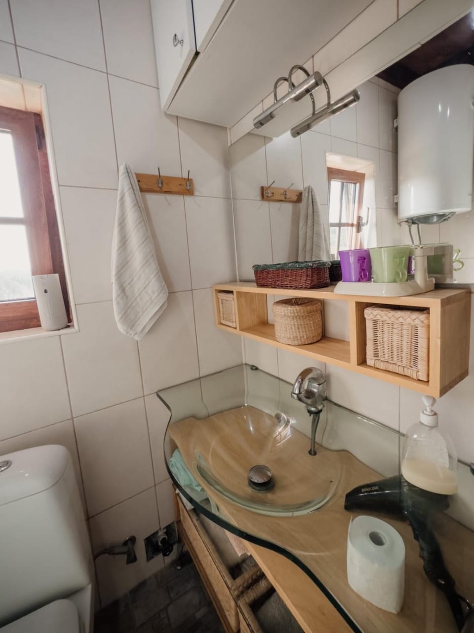 Bathroom, towels