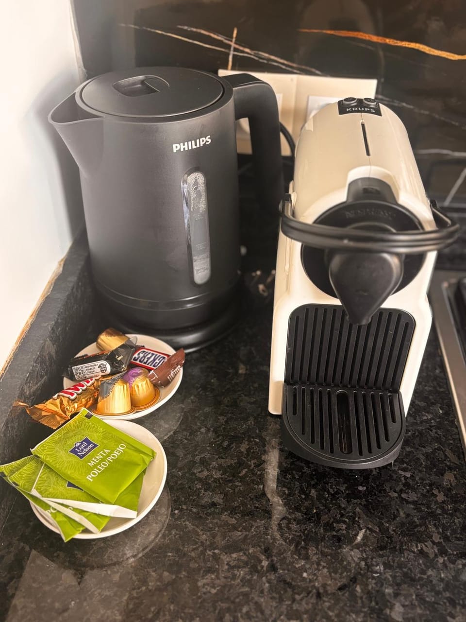 Coffee/tea facilities