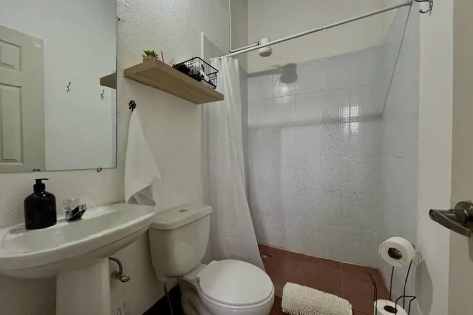 T3 Nice apartment just 3 blocks from the Park Apartment in Antigua Guatemala