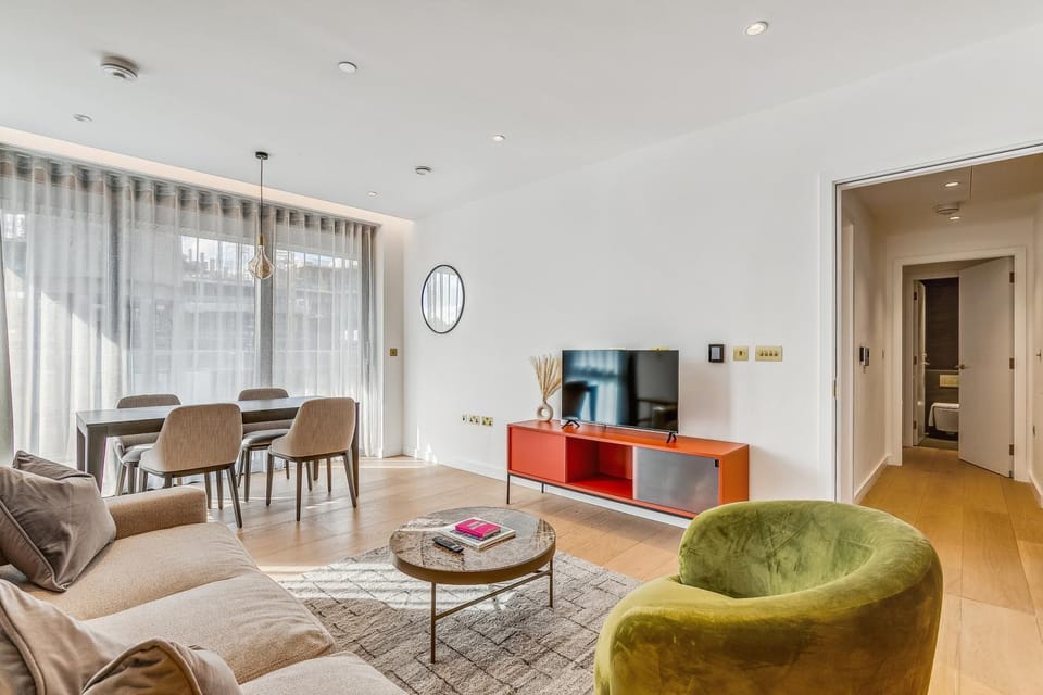 TV and multimedia, Living room, Seating area